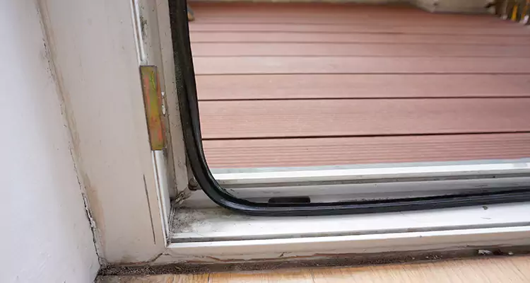 Patio Door Weatherproofing Installation in Oakleaf Plantation, FL
