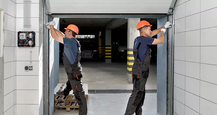 Repair Garage Door Roller Off Track in Oakleaf Plantation, FL