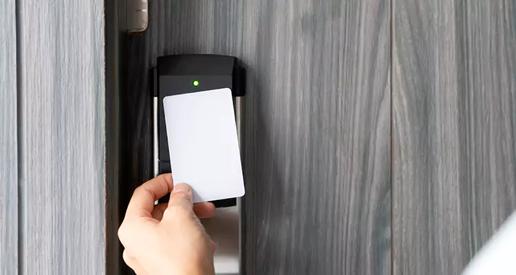 Hotel Swipe Card Door Locks Repair in Oakleaf Plantation, FL