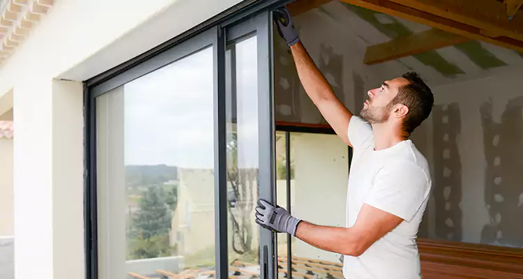 Fix Sliding Glass Door in Oakleaf Plantation, FL