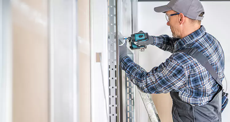 Sliding Patio Door Handle Repair in Oakleaf Plantation, FL
